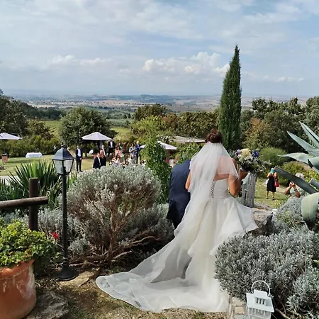 Agriturismo Scannano Farm stay *