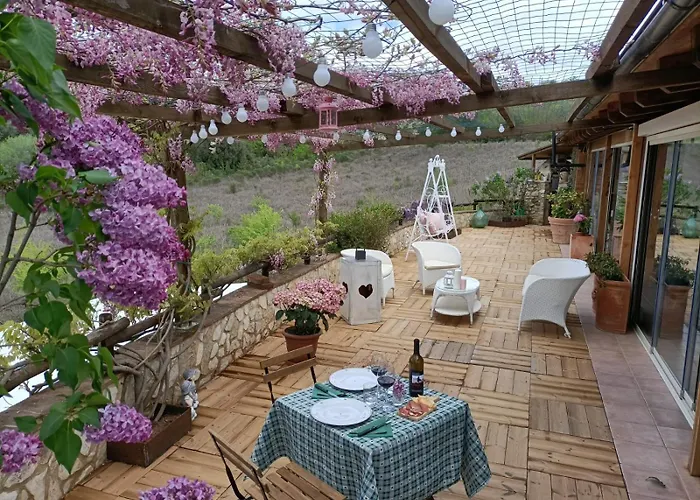 Scannano Alloggio per agriturismo *